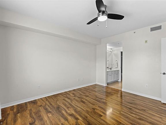 4th image of 10030 Maddox LN #102