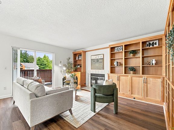 2nd image of 10690 SW Davies Rd #48