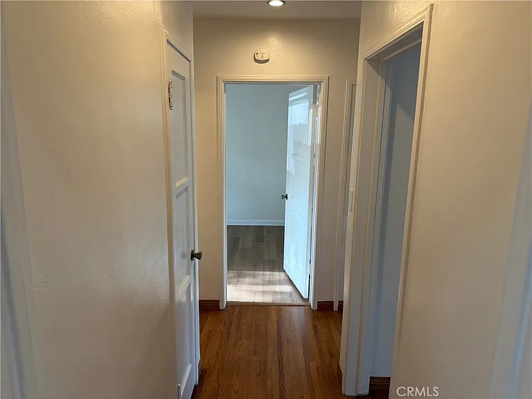 3017 W Victory Blvd — Photo 12