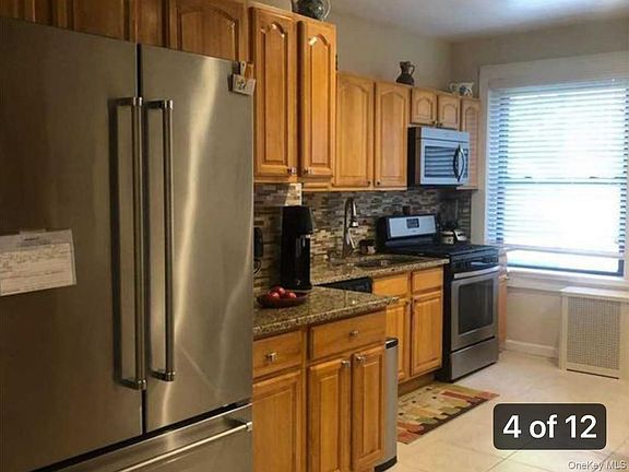 3rd image of 29 Woodmere Boulevard #2B