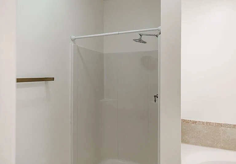 350 Wood Lake Dr #24 — Photo 21