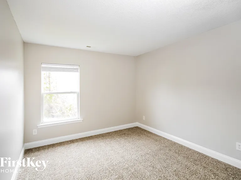 9626 Falling Stream Dr — Photo 10