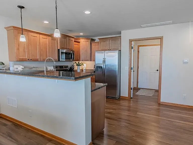 8767 Ridge Hollow Dr — Photo 10