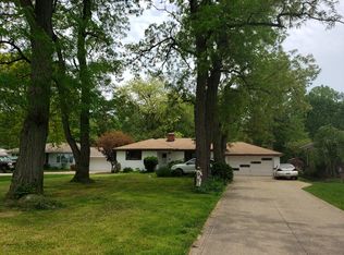 5563 Hauserman Rd, Parma, OH 44130