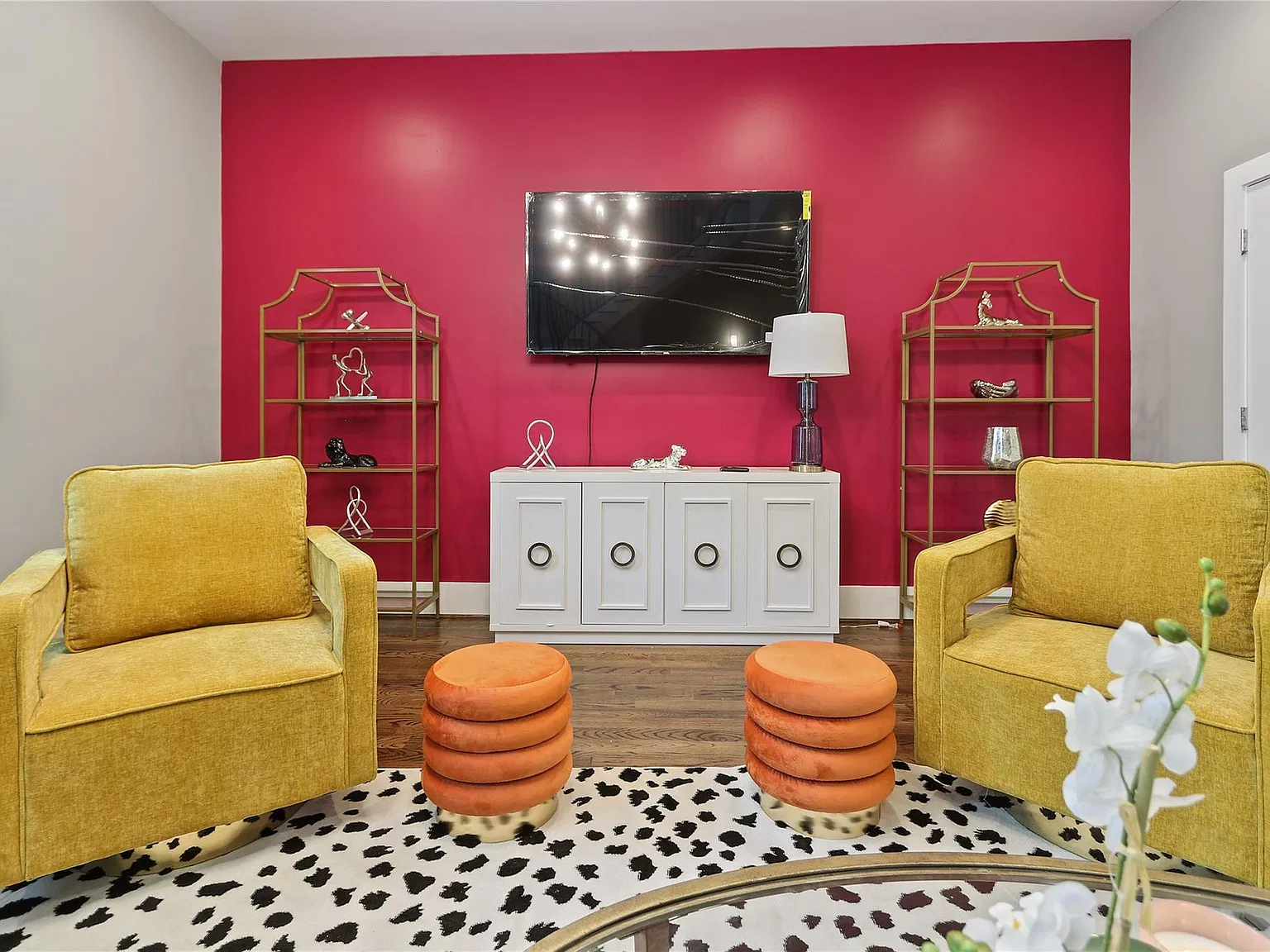 3 bed, 3.5 bath, 1850 sqft, $2,950 — Photo 3