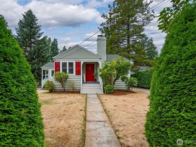 10723 23rd Avenue NE, Seattle, WA, 98125