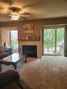18100 Rita Rd APT 2C, Tinley Park, IL, 60477