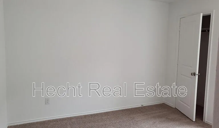 5911 Coahulia Rdg — Photo 18