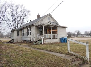 1224 Plain St, Peru, IL 61354