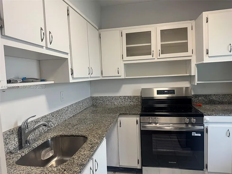 9700 E Bay Harbor Dr #512 — Photo 7