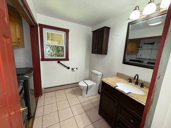 5th image of 29 Shady Ave