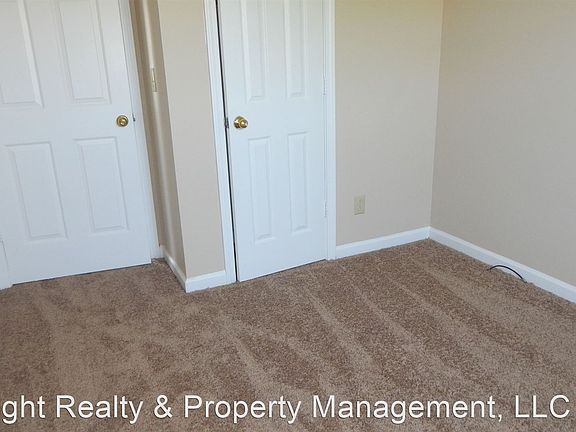 4th image of 410 Eddy St