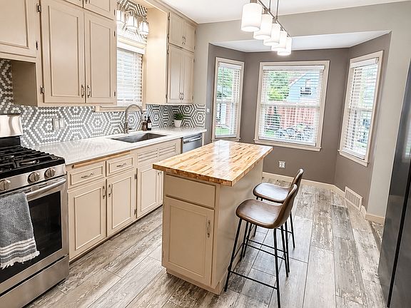 5th image of 2733 N Avondale Blvd #2731