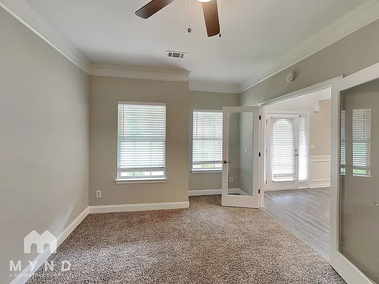 216 Allegrini Dr — Photo 17