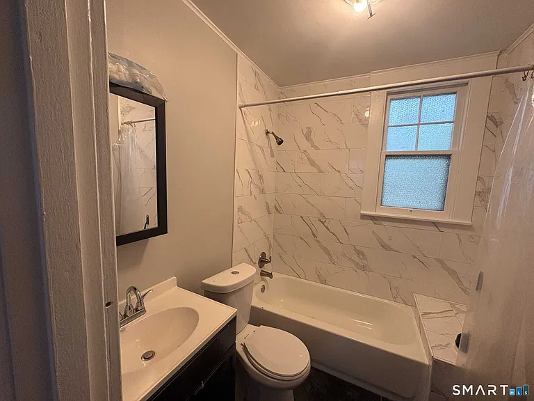 552 Central Ave #1 — Photo 6