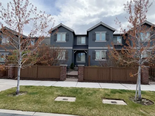 20803 Boulderfield Ave, Bend, OR 97701