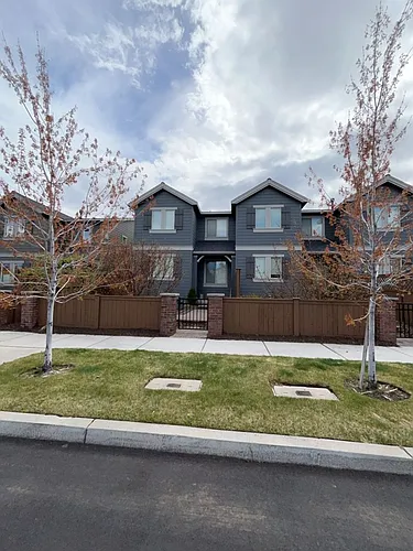20803 Boulderfield Ave Photo 1