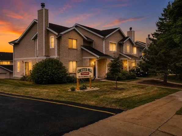 6933 Chester Dr APT E, Madison, WI 53719