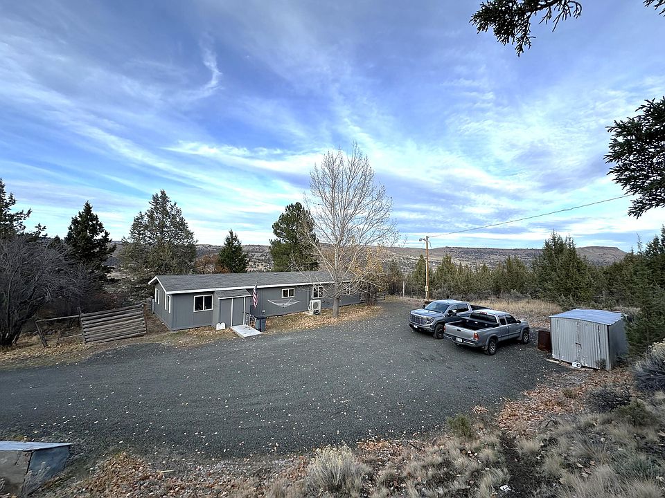1st image of 60108 Eastside Ln