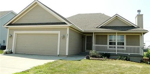 901 W. 7th Ave., Kearney MO