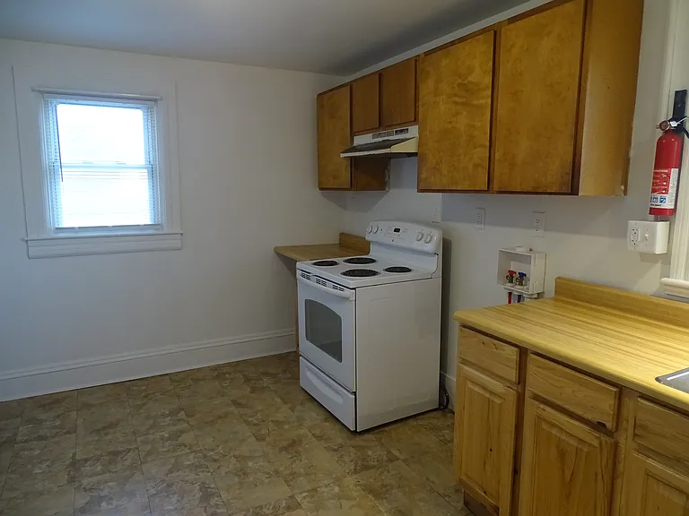 435B Winchester Ave — Photo 19