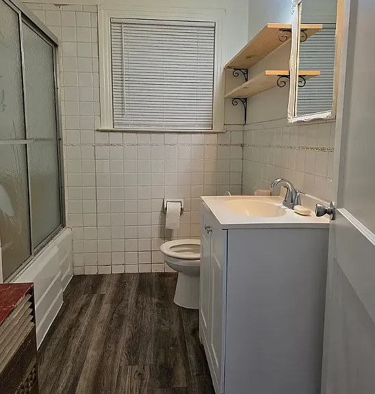 5532 Farm Road 71 E — Photo 1
