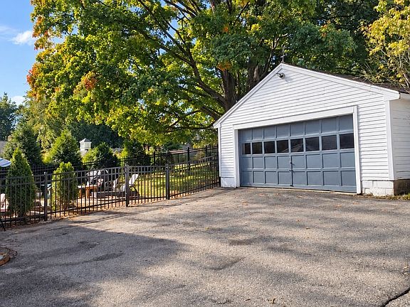 5th image of 54 Whitehall Rd