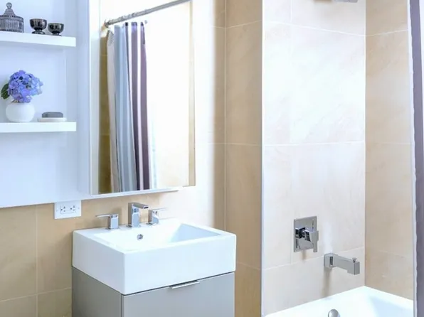 181 Front Street image 5 of 14