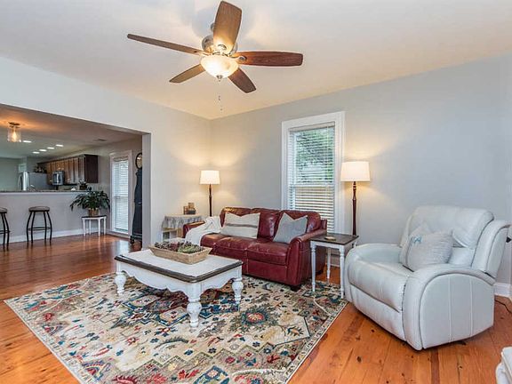5th image of 271 Macey Ave