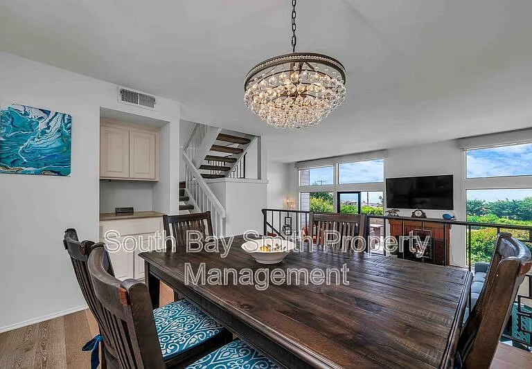420 Palos Verdes Blvd — Photo 12