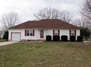 162 W Minster Dr, Baxter, TN 38544