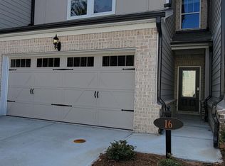 16 Beech Ln S, Dawsonville, GA 30534