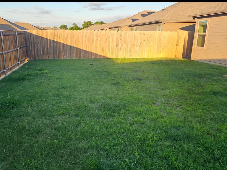 1426 Warringwood Dr — Photo 12