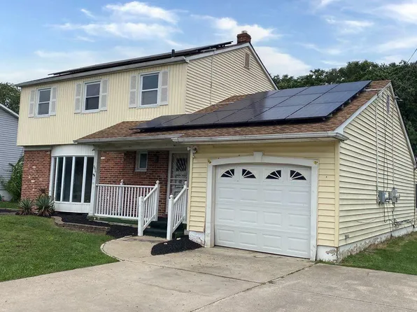 506 Jamestown Rd, Edgewater Park, NJ 08010