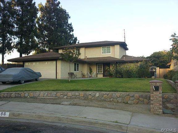 3rd image of 1458 N San Diego Pl