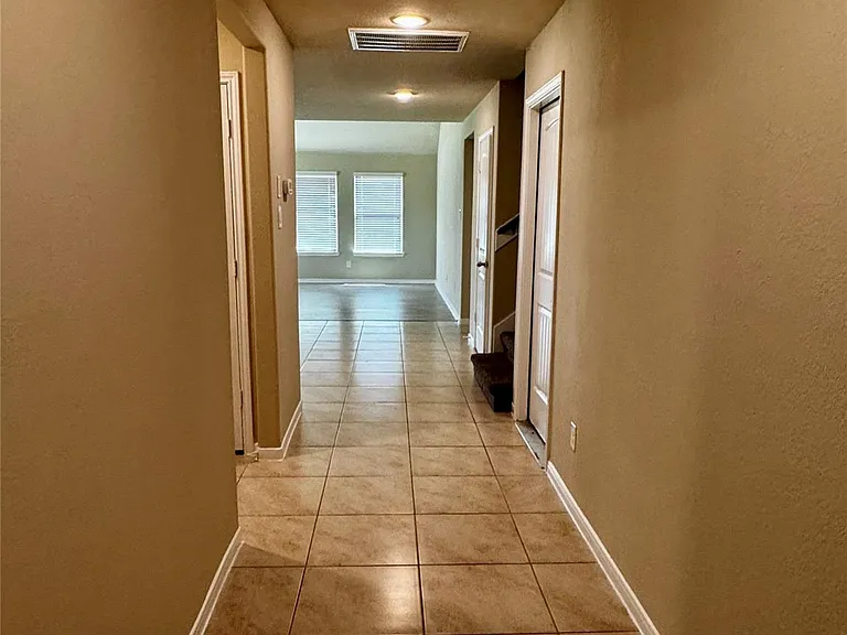 2903 McDonough Way — Photo 5