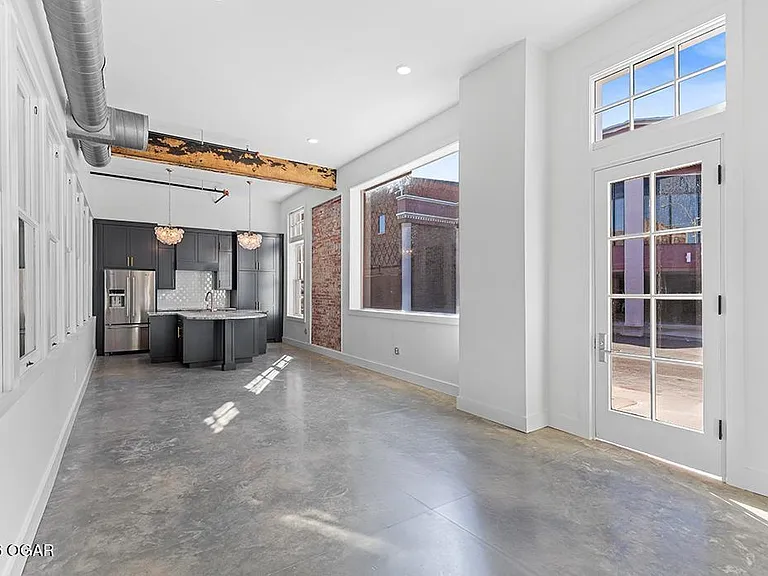 401 Virginia Ave #101 — Photo 16