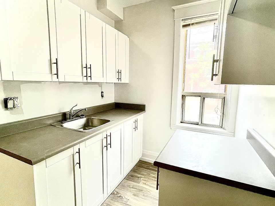 2nd image of 104 Sherman Ave S #9