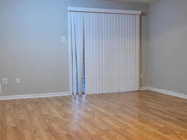 8695 Manahan Dr — Photo 13