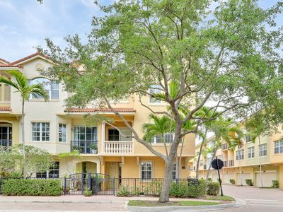 2501 San Pietro Circle, Palm Beach Gardens, FL, 33410