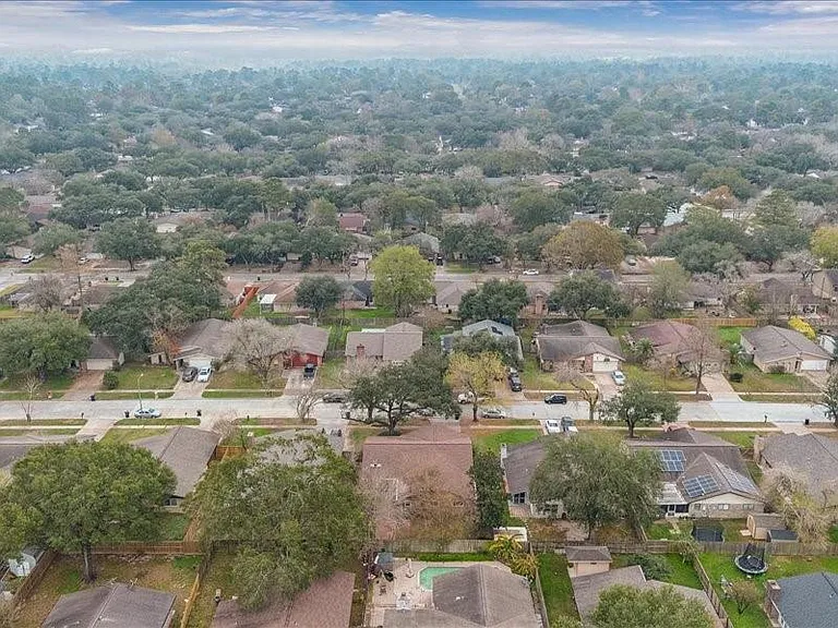 3902 Broken Elm Dr — Photo 33