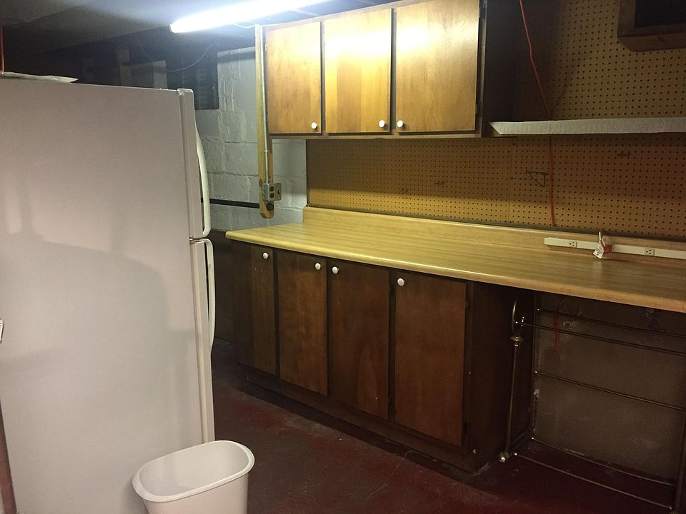 1st image of 1403 Steele Ave APT 3