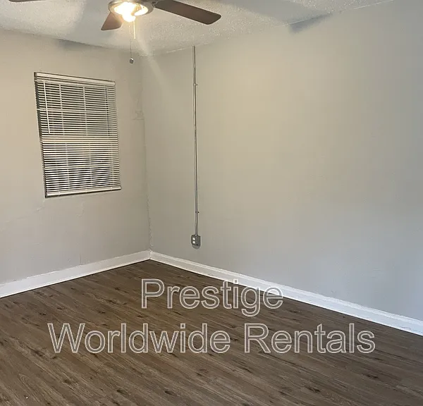 1034 Brooks Rd — Photo 7