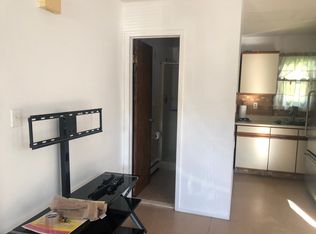 (Undisclosed Address), Deer Park, NY 11729