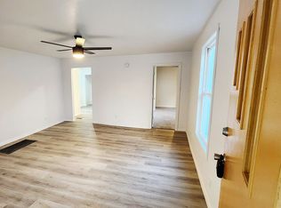 953 Oak St, Springfield, OH 45505