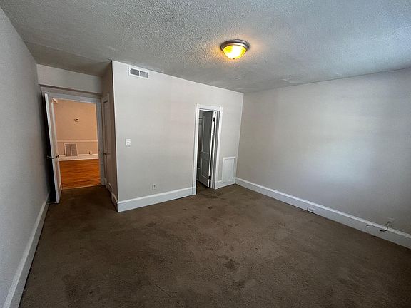 3rd image of 806 N Gregson St #104