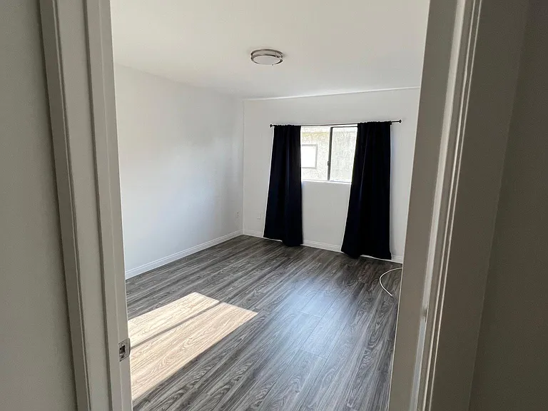 17836 Killion St — Photo 25