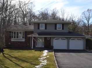 610 Plymouth Ct, Branchburg, NJ 08876