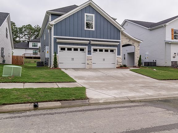 2nd image of 715 Ronaldsay Road