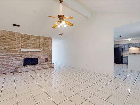 3rd image of 9126 Kirkmont Dr
